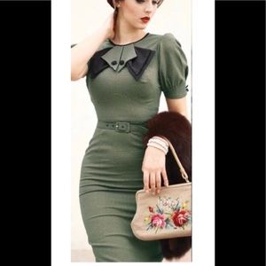 Stop Staring Bernice Houndstooth Dress Green